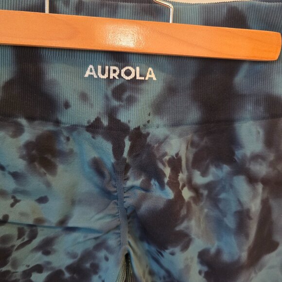 Aurola Black and Green Tie Dye Leggings - Picture 4 of 4
